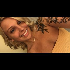 Meet your Posher, Lily